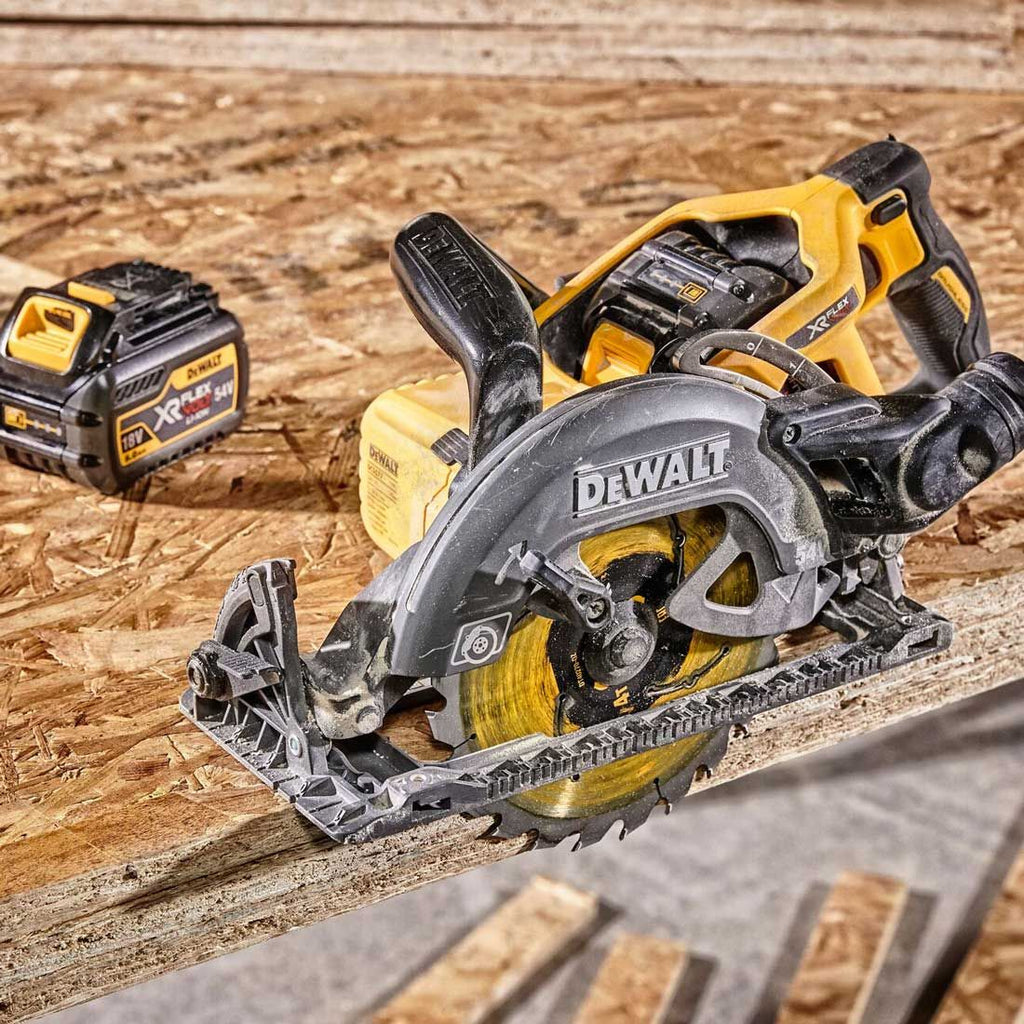 DeWalt DCS577T2-GB 54 V XR FLEXVOLT Hochleistungs 190 mm Handkreissäge inkl. 2x DCB546 Akkus – Produktansicht 7