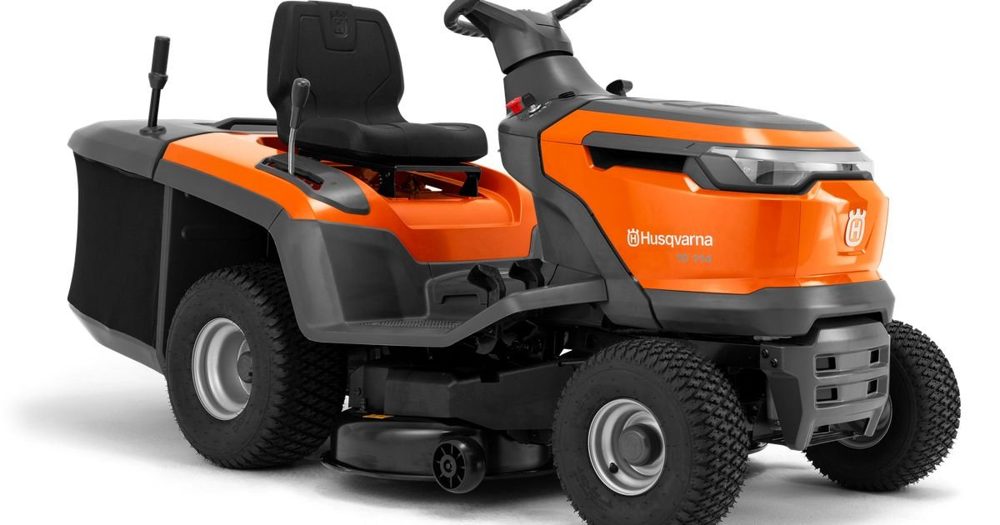 Husqvarna TC 114 Rasentraktor mit Fangkorb – Produktansicht 2