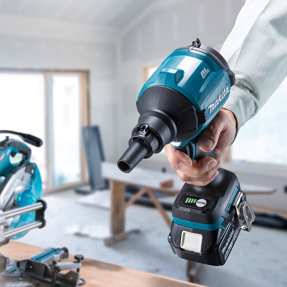 Makita DAS180RT 18 V LXT Akku bürstenlos Gebläse inkl. 1x 5,0 Ah Akku – Produktansicht 7