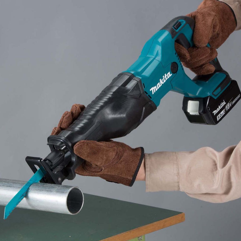 Makita DJR186RTE 18 V LXT Akku Säbelsäge inkl. 2x 5,0 Ah Akkus – Produktansicht 7