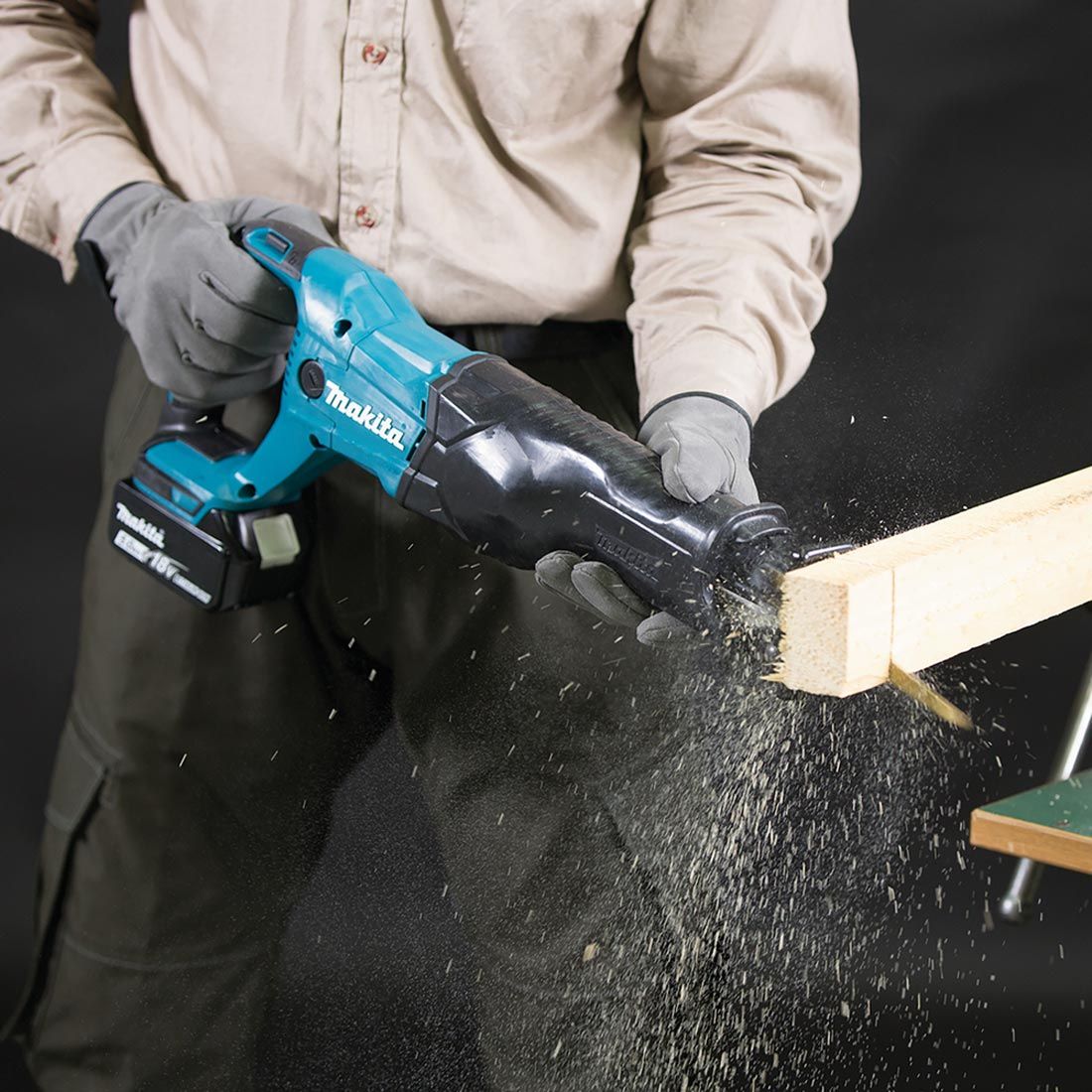 Makita DJR186RTE 18 V LXT Akku Säbelsäge inkl. 2x 5,0 Ah Akkus – Produktansicht 6
