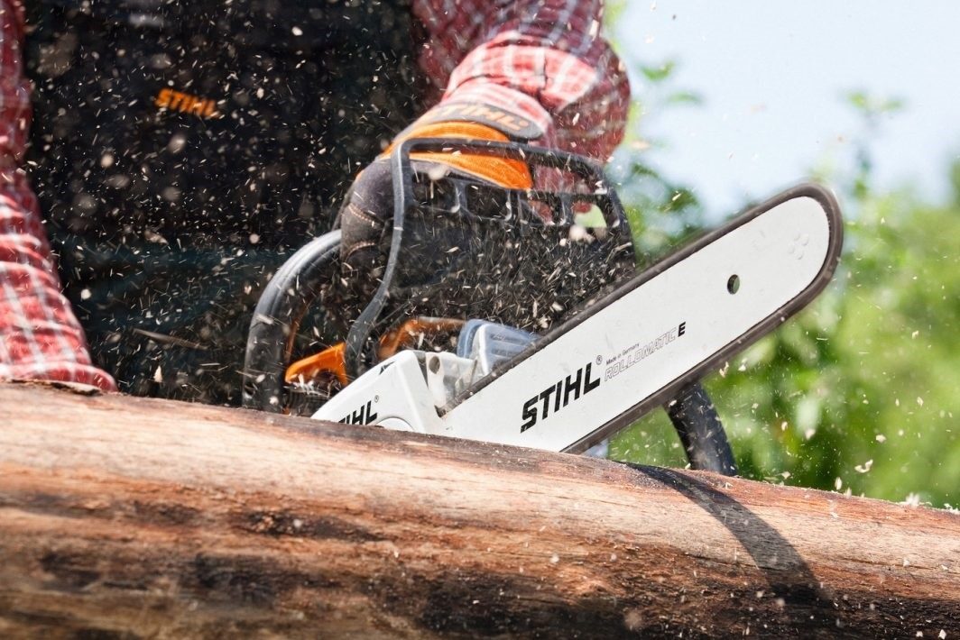 STIHL MS 231 C-BE Benzin-Motorsäge | 3/8″ PM3 Schneidgarnitur 30 cm – Produktansicht 4