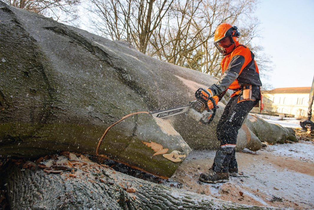 STIHL MS 661 C-M Benzin-Motorsäge | 3/8″ RS Schneidgarnitur 63 cm – Produktansicht 4