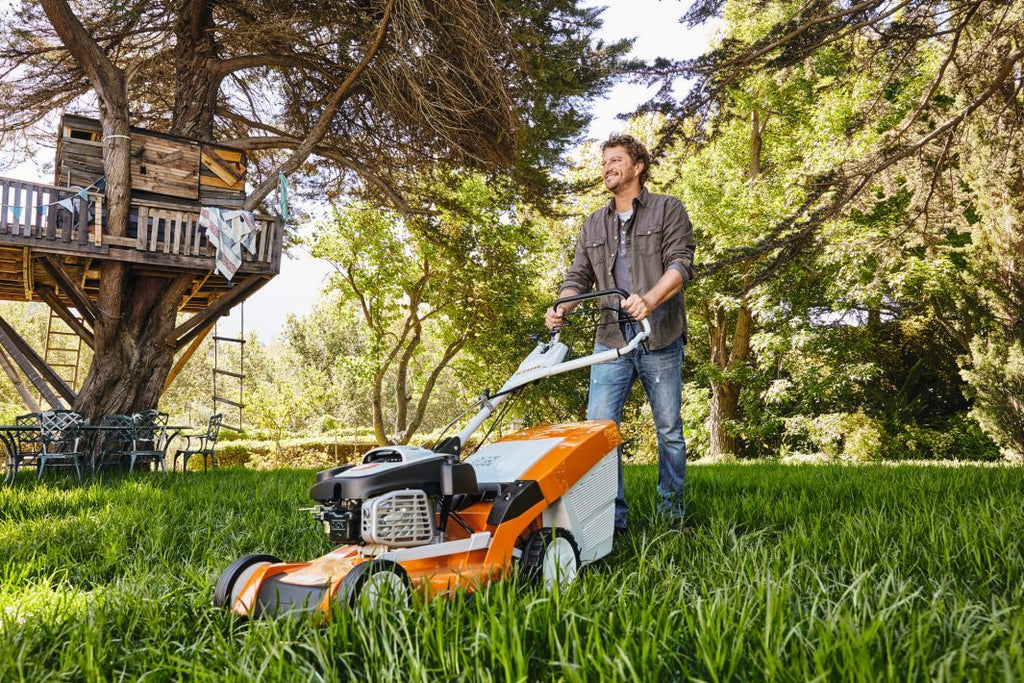 STIHL RM 655 V Benzin-Rasenmäher – Produktansicht 3