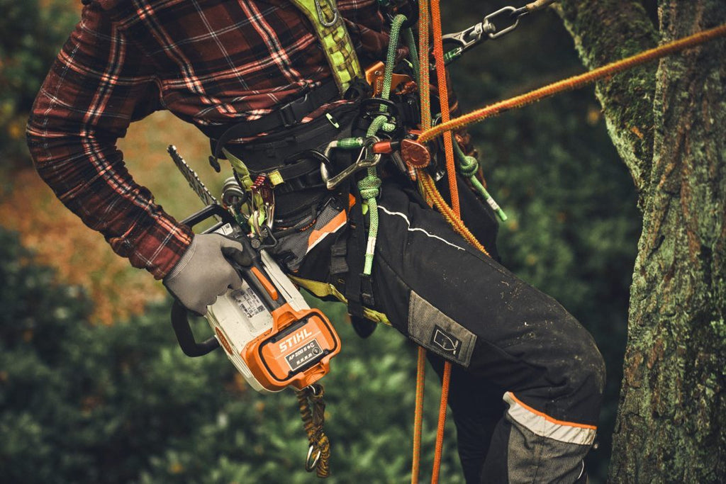 STIHL MSA 220 T Akku-Kettensäge | 3/8″ PS3 Pro Schneidgarnitur 35 cm – Produktansicht 5