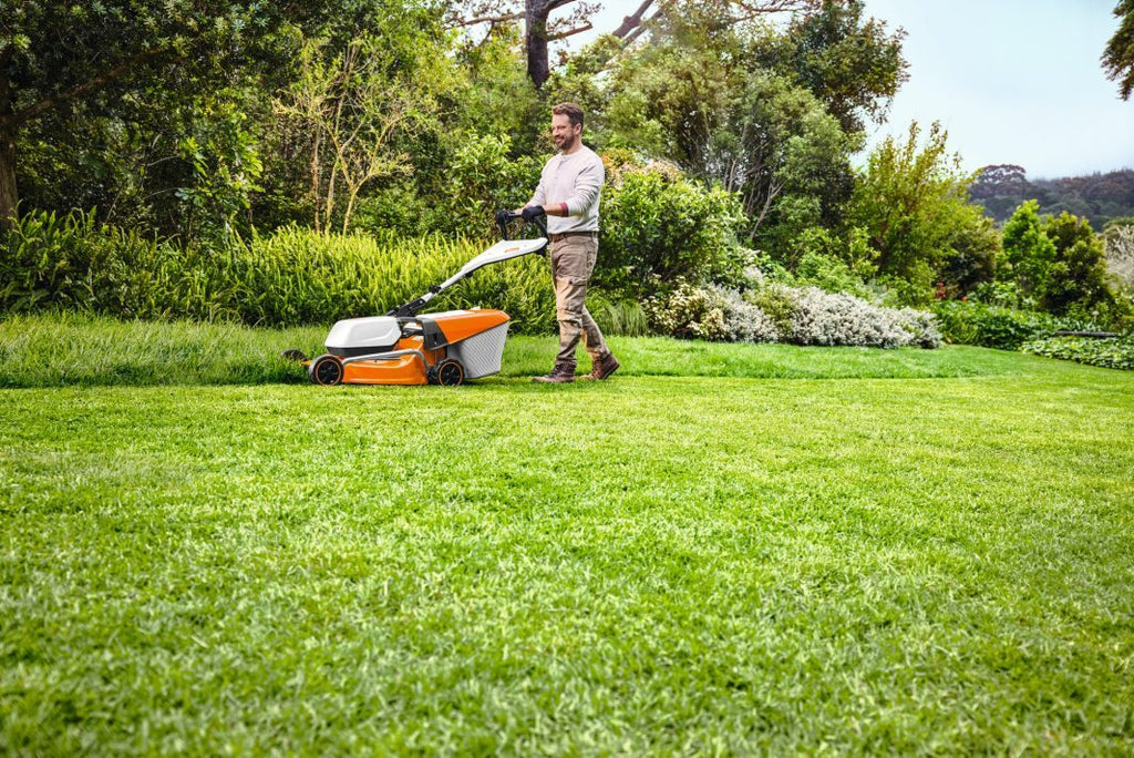 STIHL RMA 253 T Akku-Rasenmäher – Produktansicht 8